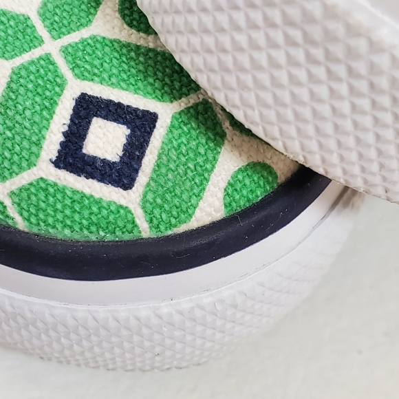 SOLD Sperry slip-on sneakers - Picture 10 of 11